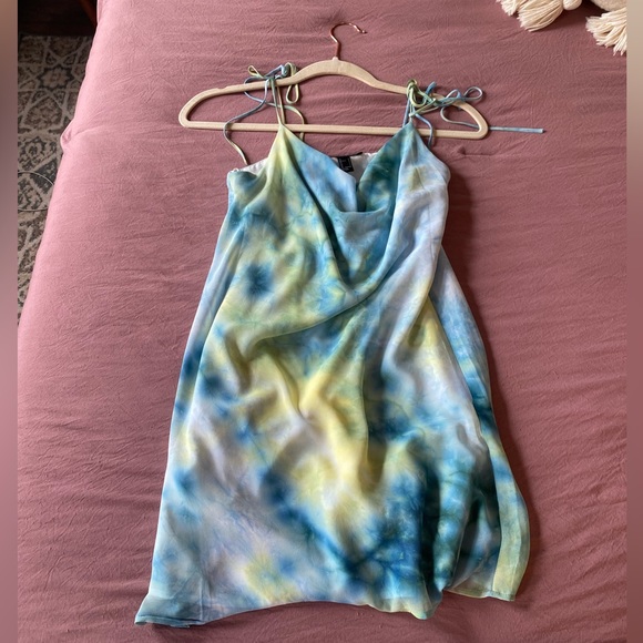 Multi-color blue cowl neck mini dress - Picture 2 of 6